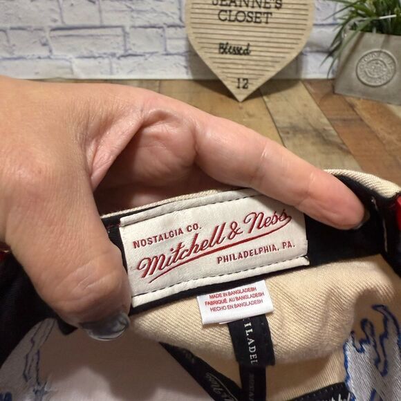 Washington Capitals Mitchell & Ness NHL Snapback Hat Cap Logo 2011 - Picture 9 of 10